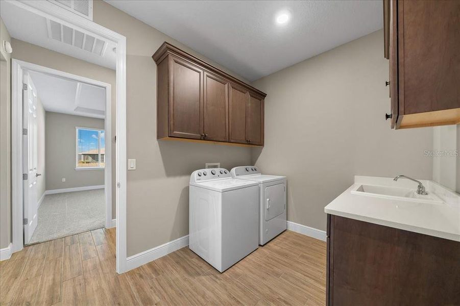 Furnished interior view inside a new home in , Ocala (Image 7).