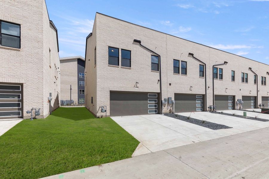 Rear Exterior Design Representative Photo Rear Exterior Design Representative Photo