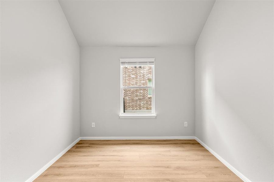 Spacious, unfurnished interior of a new home in Verandah, Royse City (Image 31).