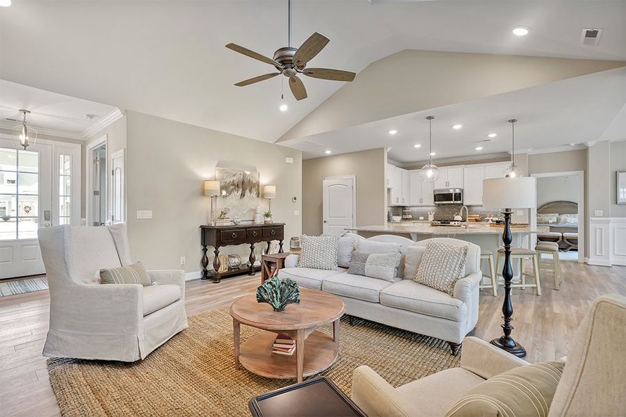 Amelia Bay, Great Room