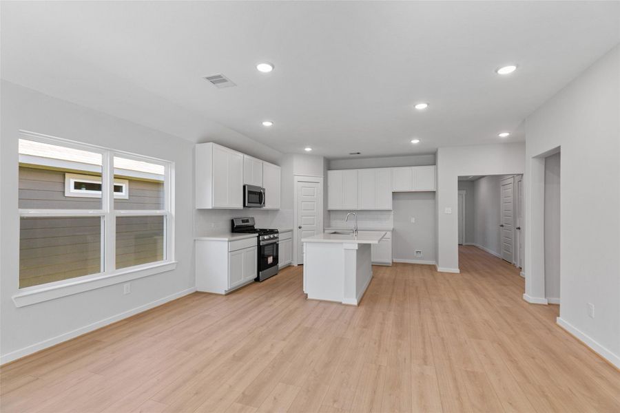 Image 28 of a home in Mostyn Springs. Image 28 of a home in Mostyn Springs.