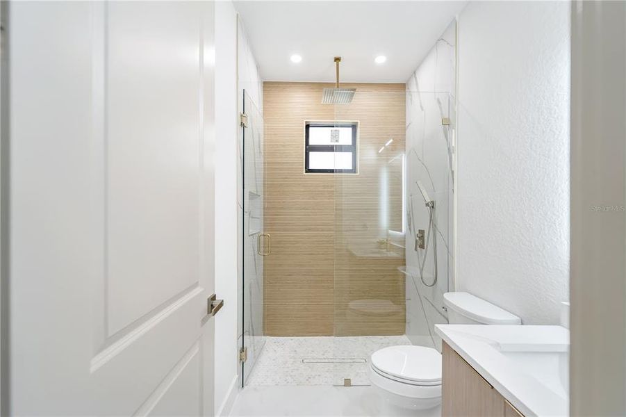 Image 44 of a home in .