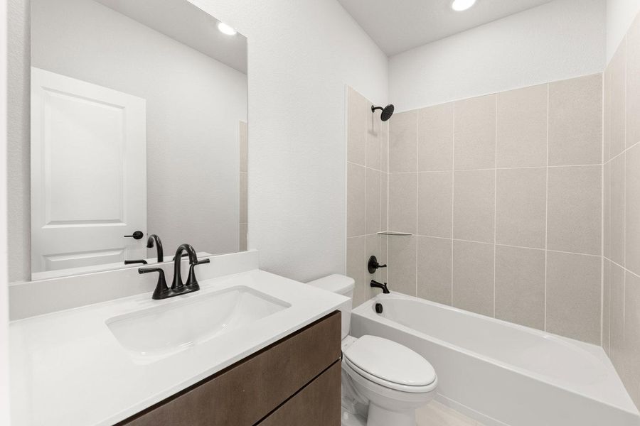 Furnished interior view inside a new home in Garden Collection at Union Park, Little Elm (Image 12). Furnished interior view inside a new home in Garden Collection at Union Park, Little Elm (Image 12).