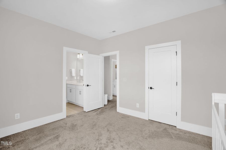 30-web-or-mls-4421 Bridle Run Dr-30