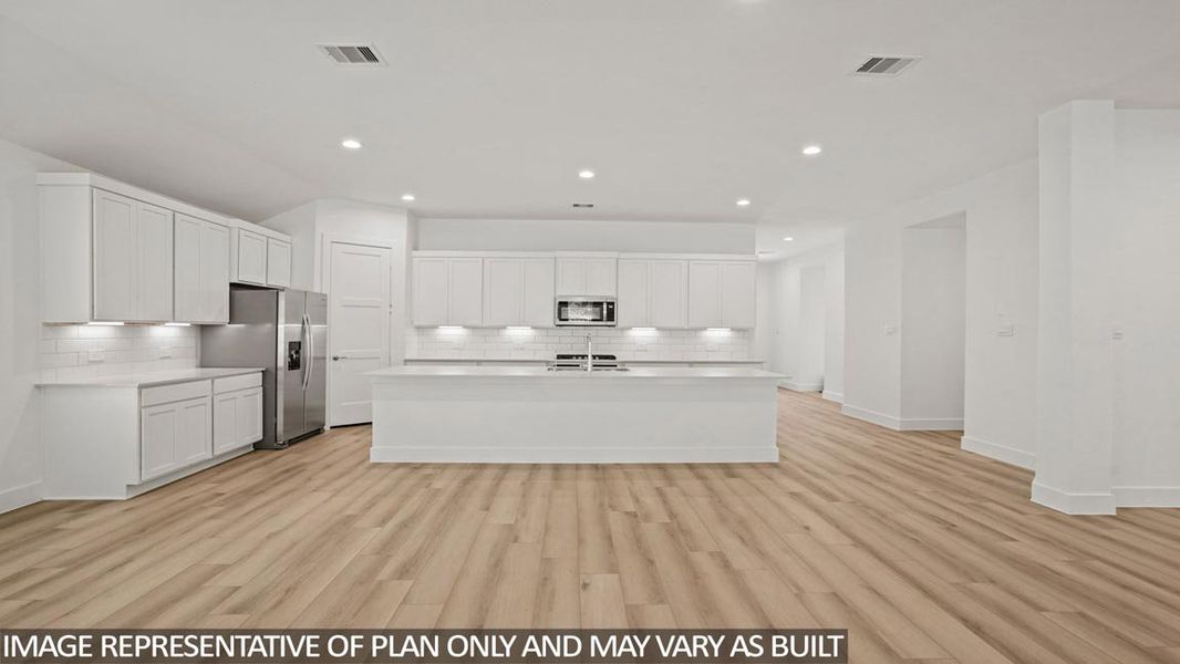 Furnished interior view inside a new home in Silverthorne, Conroe (Image 6). Furnished interior view inside a new home in Silverthorne, Conroe (Image 6).