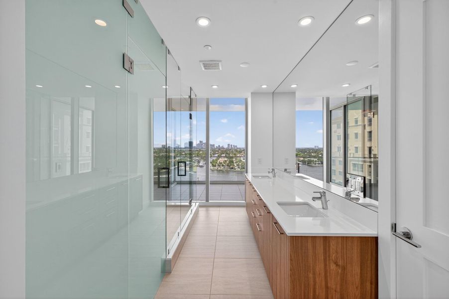 Furnished interior view inside a new home in , Fort Lauderdale (Image 20). Furnished interior view inside a new home in , Fort Lauderdale (Image 20).