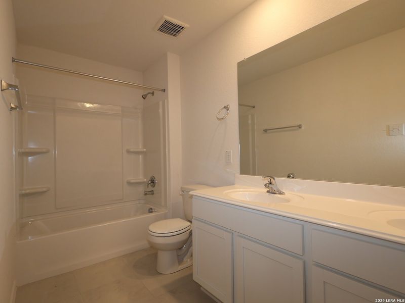 Furnished interior view inside a new home in Agave, San Antonio (Image 10).