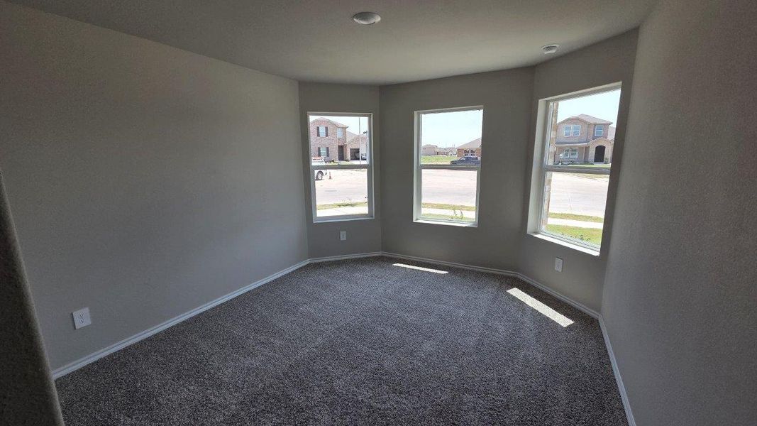 Spacious, unfurnished interior of a new home in Lonestar at Liberty Trails, Fort Worth (Image 12).