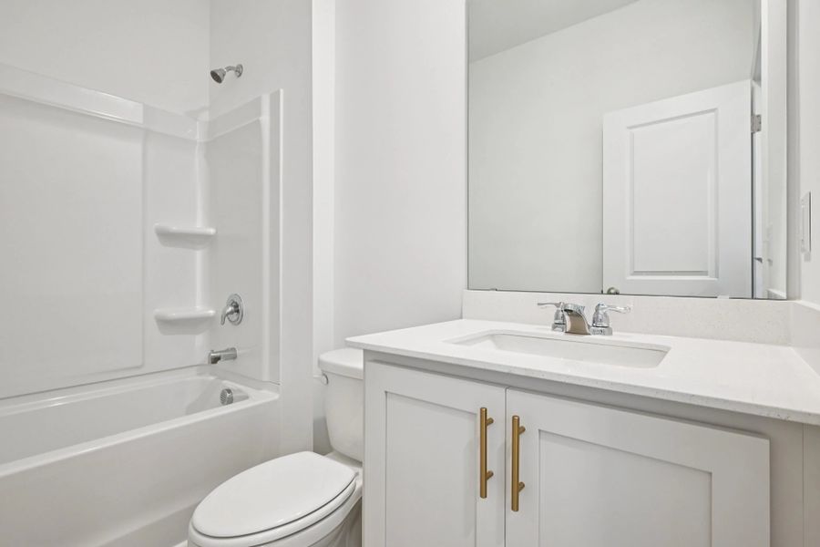 Representative images and renderings are for illustrative purposes. Actual structural options and design finishes of home may vary. Representative images and renderings are for illustrative purposes. Actual structural options and design finishes of home may vary.