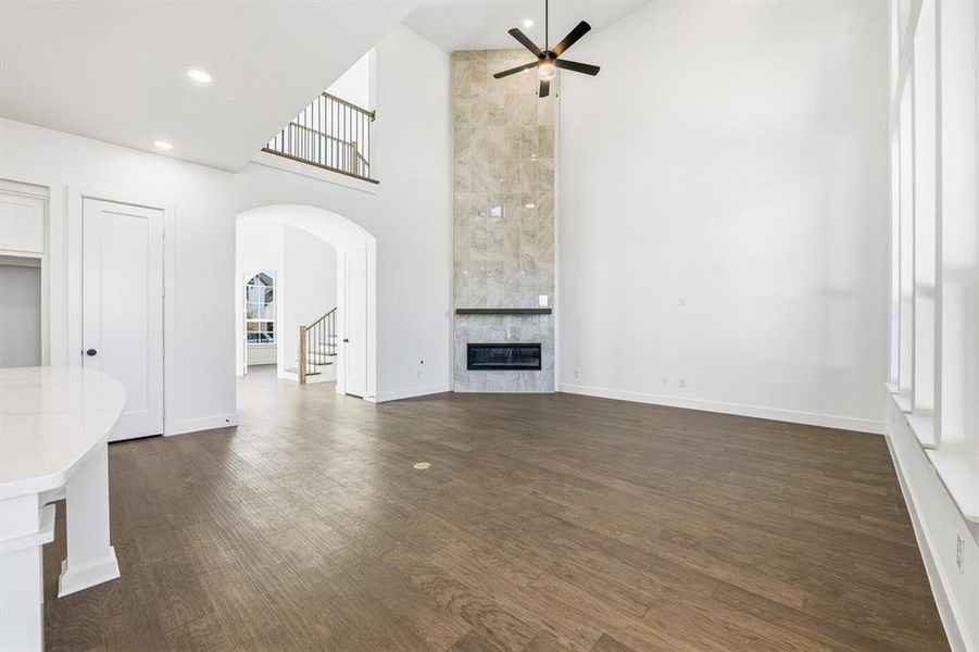 Spacious, unfurnished interior of a new home in Mosaic: 60ft. lots, Celina (Image 14).