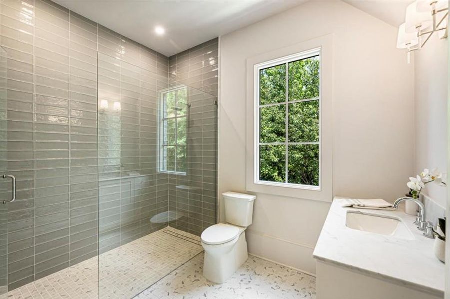 Furnished interior view inside a new home in , Alpharetta (Image 59).