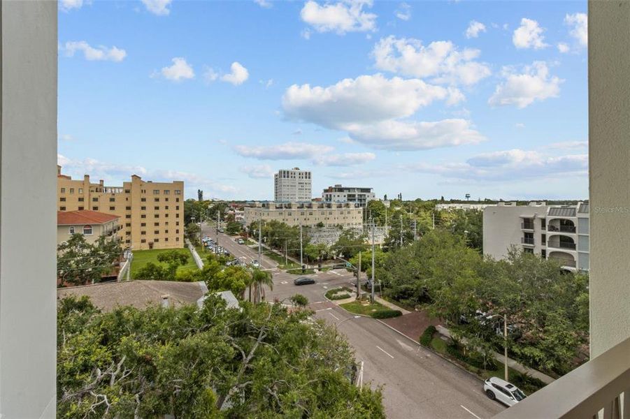 38' Long Balcony 38' Long Balcony