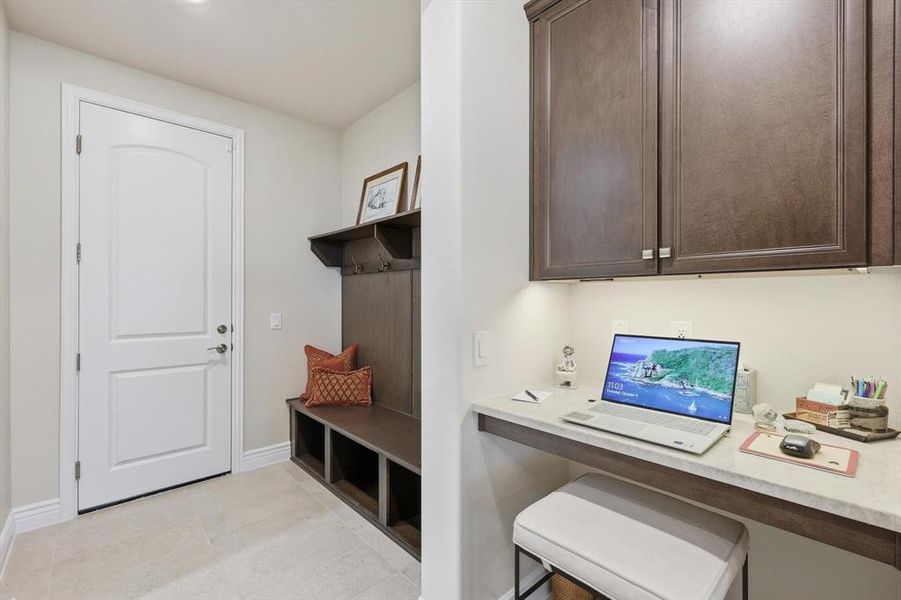Drop Zone and desk area between kitchen and garage
