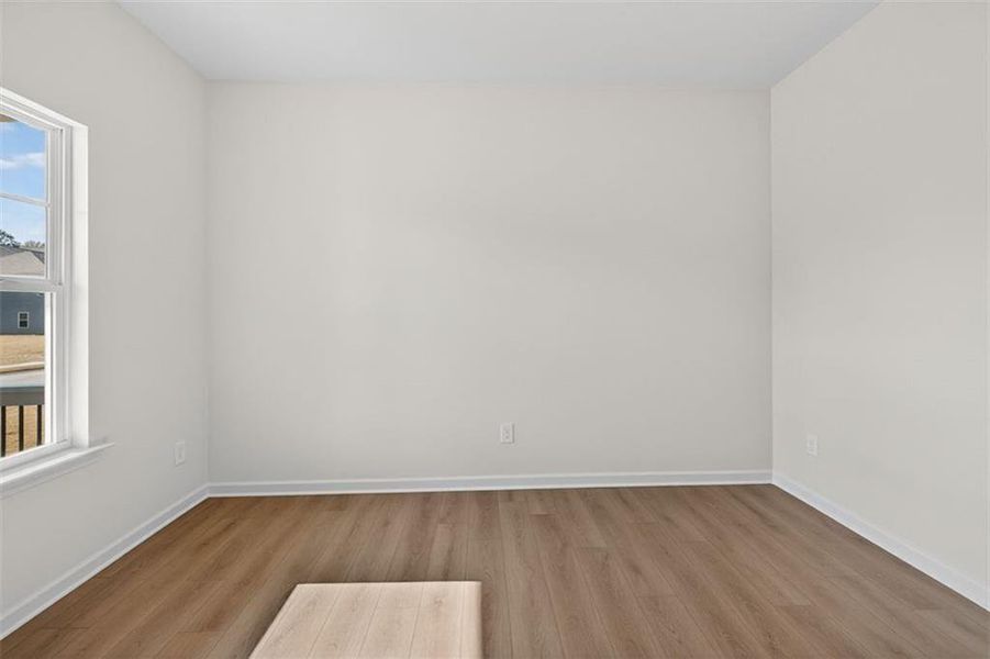 Spacious, unfurnished interior of a new home in Garrett Preserve, Douglasville (Image 17).