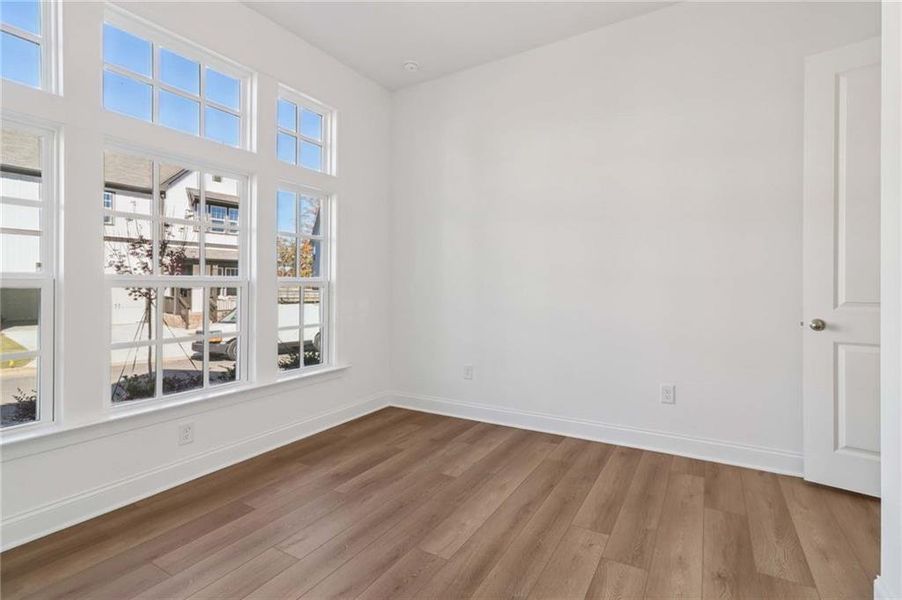 Spacious, unfurnished interior of a new home in East Harbor II at Chestatee, Dawsonville (Image 59).