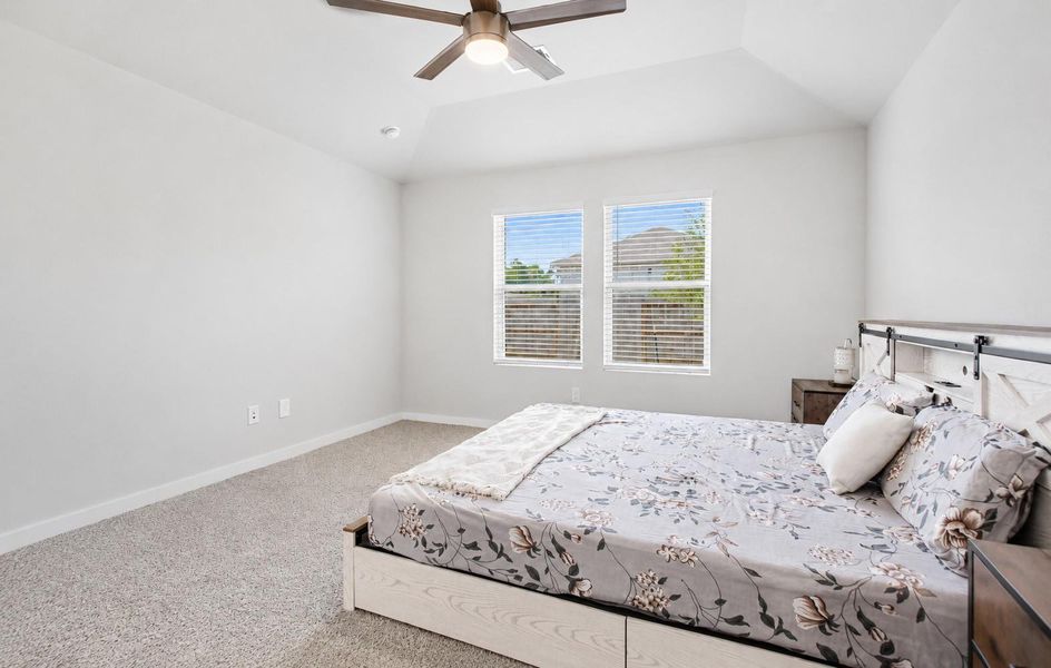 Furnished interior view inside a new home in Montgomery Oaks - Premier, Conroe (Image 7). Furnished interior view inside a new home in Montgomery Oaks - Premier, Conroe (Image 7).