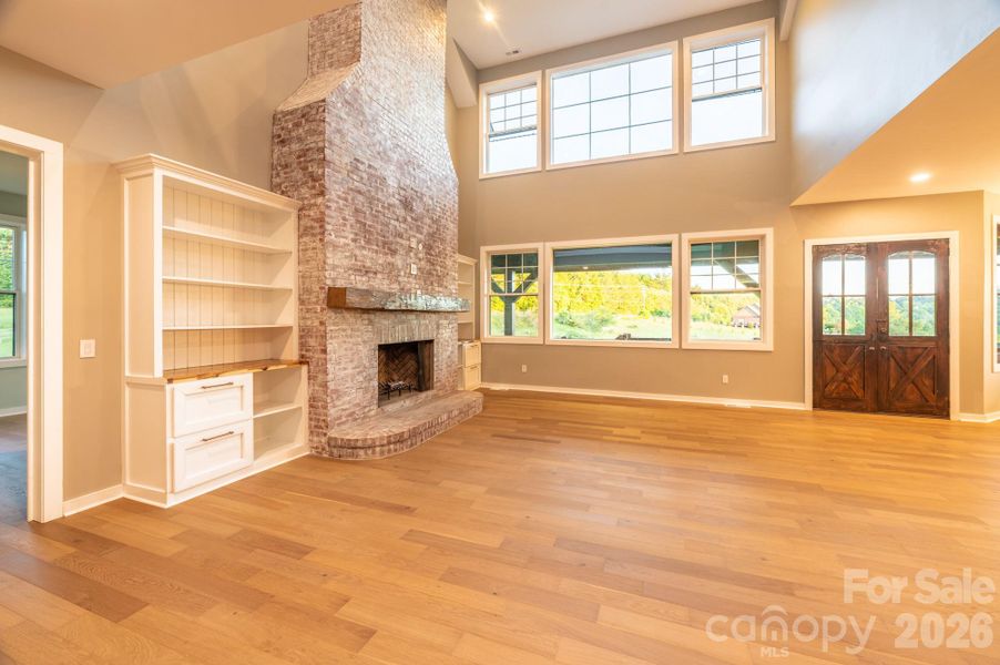 Spacious, unfurnished interior of a new home in , Blowing Rock (Image 21). Spacious, unfurnished interior of a new home in , Blowing Rock (Image 21).