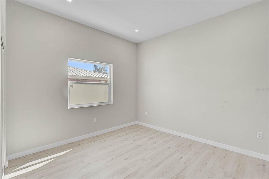 Spacious, unfurnished interior of a new home in , North Port (Image 17).
