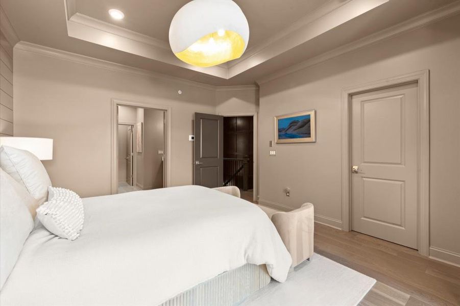 Furnished interior view inside a new home in , Alpharetta (Image 9).