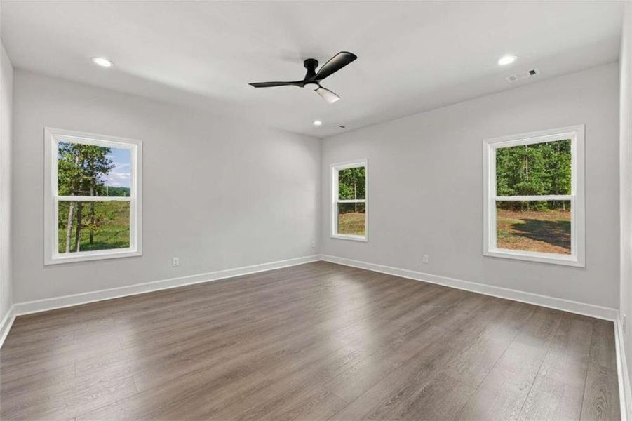 Spacious, unfurnished interior of a new home in , Snellville (Image 44).