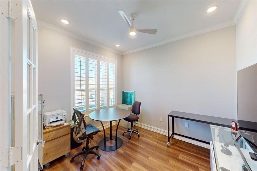 Furnished interior view inside a new home in , McKinney (Image 16). Furnished interior view inside a new home in , McKinney (Image 16).