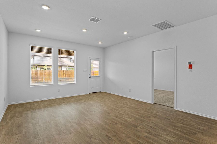 Spacious, unfurnished interior of a new home in Wayside, Uhland (Image 16).