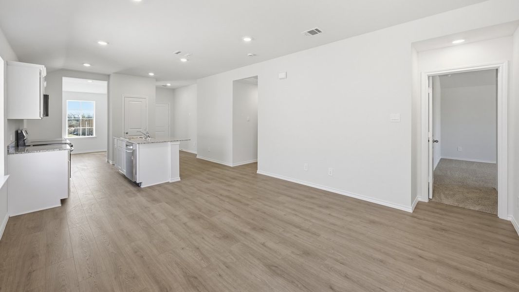 Representative unfurnished interior of a home built from the Abbot by D.R. Horton in Sweetwater Springs, Sherman (Image 14).
