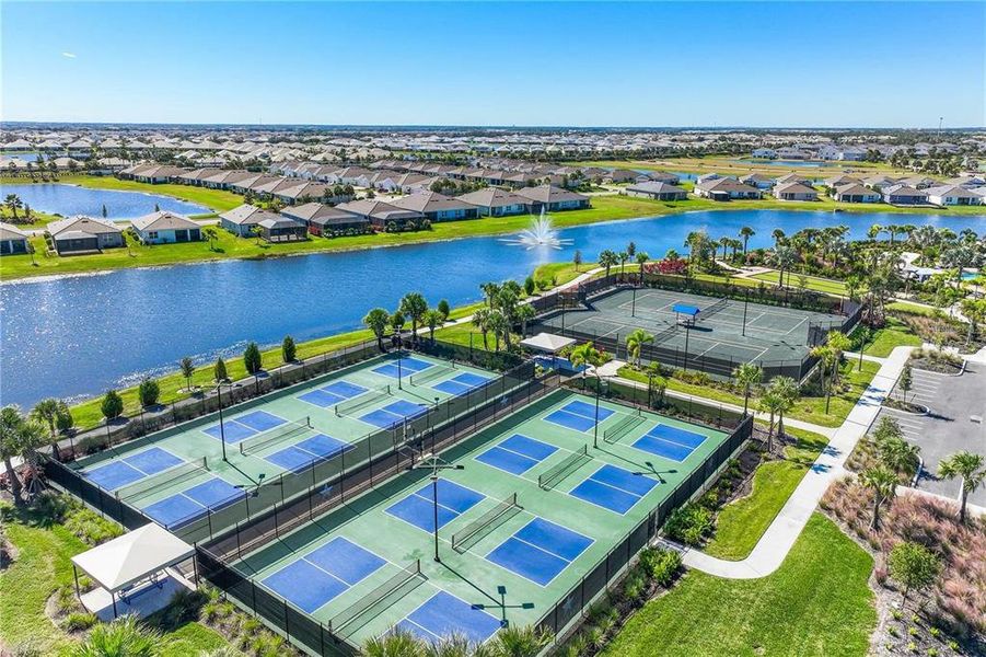Community amenities in Star Farms at Lakewood Ranch, Lakewood Ranch (Image 36). Community amenities in Star Farms at Lakewood Ranch, Lakewood Ranch (Image 36).
