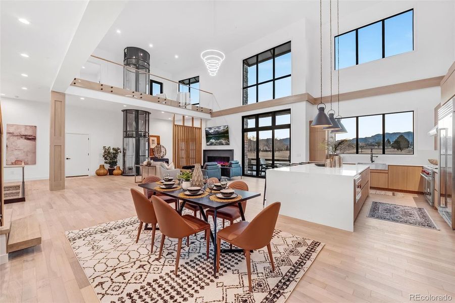 Community amenities in , Superior (Image 40).