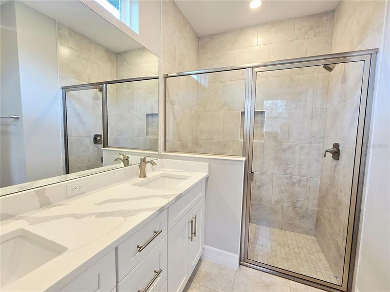 Furnished interior view inside a new home in , Homosassa (Image 46).