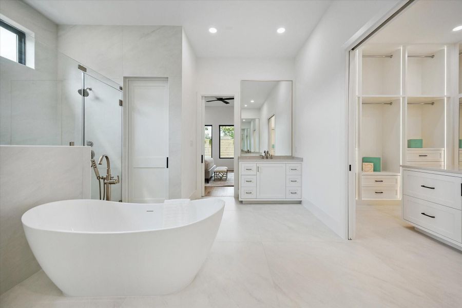 Furnished interior view inside a new home in , Houston (Image 8). Furnished interior view inside a new home in , Houston (Image 8).