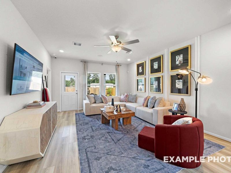 Furnished interior view inside a new home in Caney Creek Place, Conroe (Image 15). Furnished interior view inside a new home in Caney Creek Place, Conroe (Image 15).