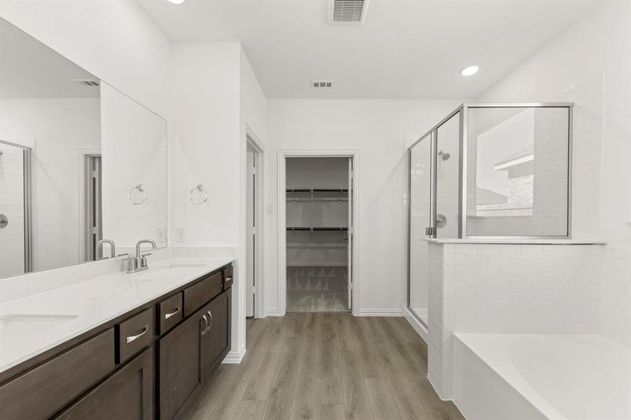 20. 1322 Parkdale - Bath 20. 1322 Parkdale - Bath