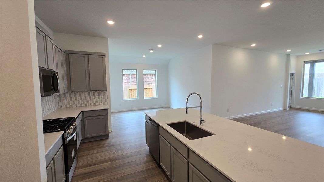 Photos are representative of floor plan - not actual home Photos are representative of floor plan - not actual home