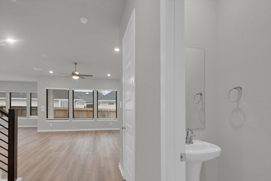 Spacious, unfurnished interior of a new home in Summer Place  35', Montgomery (Image 23).