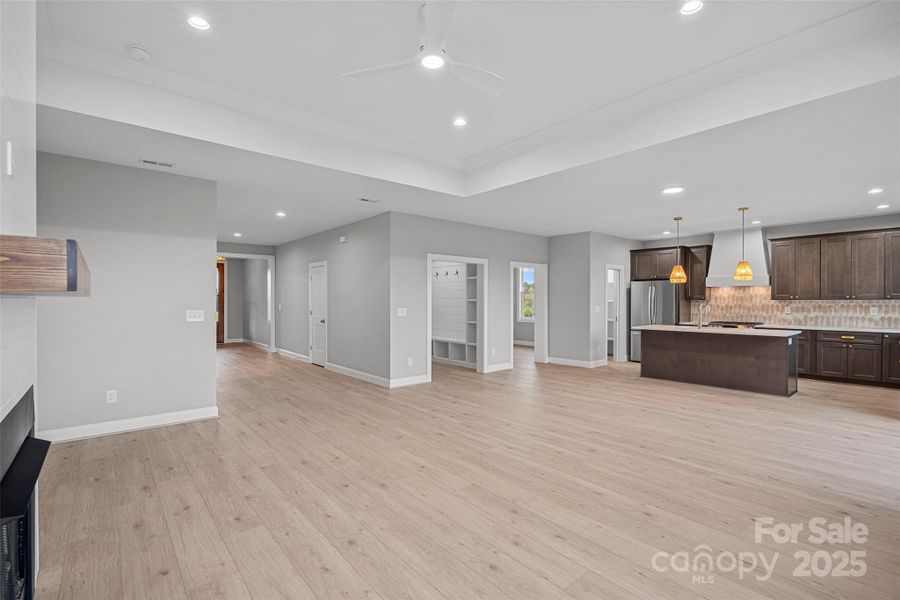 Spacious, unfurnished interior of a new home in , Harmony (Image 30).