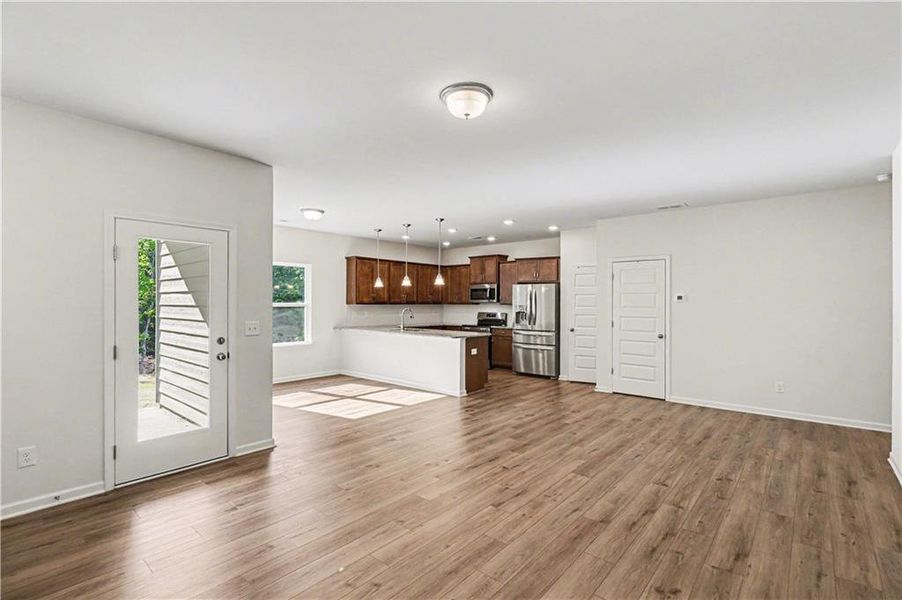 Spacious, unfurnished interior of a new home in Highland Crossing, Cartersville (Image 21).