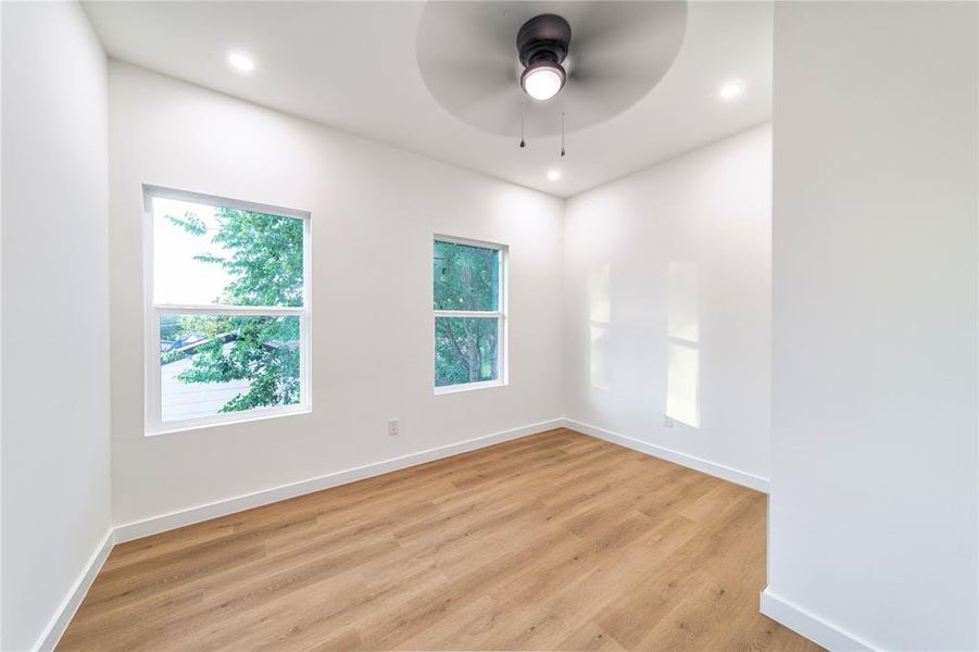 Spacious, unfurnished interior of a new home in , Dallas (Image 18).