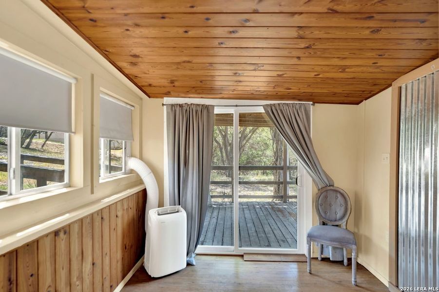Image 47 of a home in .