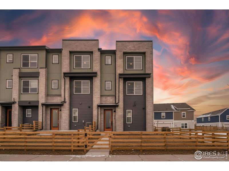 Condo located in Fort Collins, CO showcasing its design and architecture (Image 3).