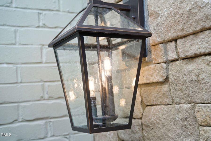 274 Westhampton Drive-16