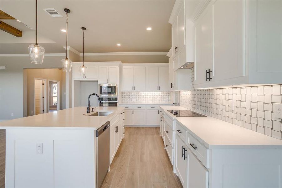 Furnished interior view inside a new home in , Weatherford (Image 17).