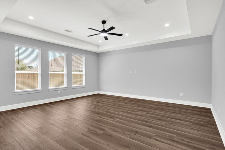 Spacious, unfurnished interior of a new home in , Montgomery (Image 25).