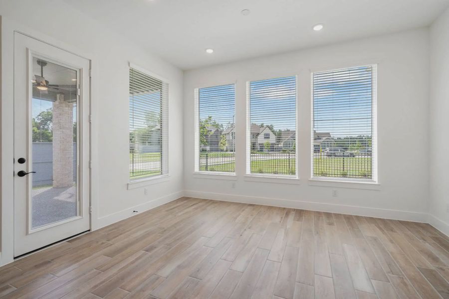 Representative unfurnished interior of a home built from the Malibu by Chesmar Homes in Fulshear Lakes, Fulshear (Image 26).