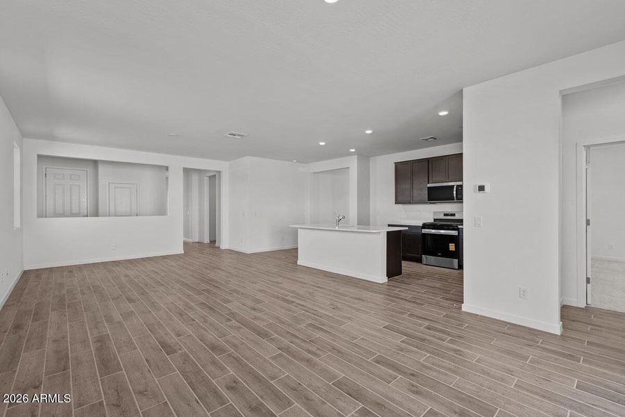 KBPHX_MIR_TraditionsatTeravalis-Lot34_94