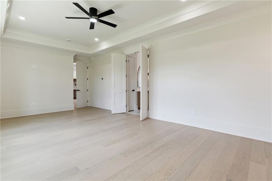 Spacious, unfurnished interior of a new home in , Jefferson (Image 60).