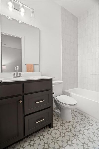 Furnished interior view inside a new home in , Brooksville (Image 50).