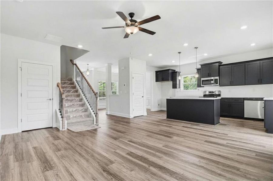 Spacious, unfurnished interior of a new home in Thunder Ridge, Dawsonville (Image 10).