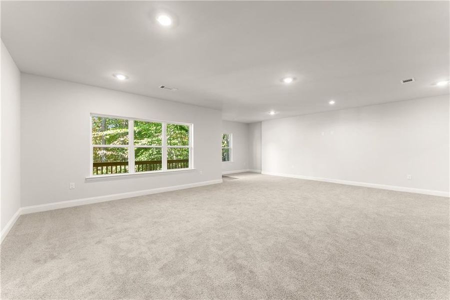 Spacious, unfurnished interior of a new home in Habersham Meadows, Demorest (Image 21).