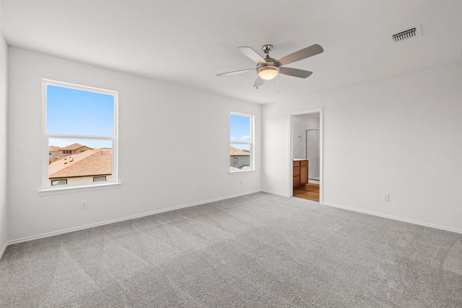 Spacious, unfurnished interior of a new home in Sonterra - Cool Water, Jarrell (Image 14).